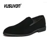 Casual Shoes Men Mokorki krowy zamsz skóra 38-46 Moda moda czarny poślizgnięcie się Flats klasyczne autobusy formalne muły