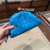 Bottegvenetas Pouch Bag Handbag Designer Agent Purchase Genuine Cloud Mini Woven Messenger Womens