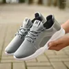 Casual Schuhe Großhandel Schwarz Turnschuhe Männer Laufschuhe Weiche Mesh Schuhe Unisex Licht Sport Frauen Zapatos De Mujer Plus