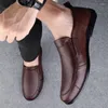 Casual Buty skórzane mężczyźni moda oryginalna wysokiej jakości wygodna pusta rozmiar jazdy 37-45