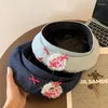 Berets Womens Liebe Herz Muster Denim Hut Japanischen Stil Süße Runde Top Hüte Mädchen Mode Künstler Maler Caps PO Prop