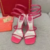 Yüksek topuk sandaletler elbise ayakkabıları kristal dekoratif rhinestone rene caovilla cleo 95mm tasarımcı ayak bileği saran kadın çiçek rhinestone ile çanta rahat ayakkabı