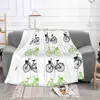 Battaniyeler yeşil ve siyah bisikletler vintage bisikletler sorunsuz desen en kaliteli rahat yatak kanepe yumuşak battaniye eski set sanat sürüş hattı