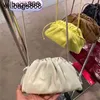 Bottegvenetas Tasche Handtasche Designer Damen Tasche Mini Rindsleder einfarbig Hand Cloud Bag Single Shoulder Messenger Bag