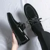 Elbise ayakkabıları erkeklerin düz renkli vintage roper botları açık anti-shid yüksek üst kayma açık hava için