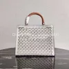 Borsa di design Borsa tote cava 1BG405 Borsa da trasporto piccola fresca estiva Stile francese Avanzato Alla moda Design leggero e semplice squisito Grande capacità