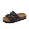 スリッパスリッパグリアー女性サマーサンダル2022 FASION BLING MEMANDY COLOR FLIP FLOPS BEAC FLAT SOES OUTDOORH24032642T8