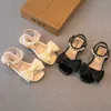 Sandali Nuove scarpe da principessa Per bambini Piccola estate Bambina Scarpe da spiaggia con fiocco Sandali con tacco Sandali Scarpe per bambini 240327