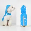 Abbigliamento per cani Impermeabile per animali domestici Cappotto di colore brillante Giacca antipioggia impermeabile Mantello in materiale morbido e confortevole per la vita quotidiana