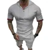 Survêtements pour hommes Hommes Survêtement Kit Shorts T-shirt à capuche Col à revers Polyester Manches courtes Abordable