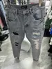 P1201 PAARS Hoge kwaliteit heren jeans Distressed Motorcycle biker jeans Rock Skinny Slim Gescheurde gatstreep Modieus slangenborduurwerk Denim broek