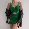 Casual Dresses Sexig Cut Out Ruched For Women Summer V Neck ärmlös Bodycon Dress Hollow midje Strap Party Club Robe Femme