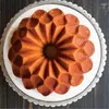 Bakning formar familjens storlek Gugelhupf Form Simple Cake Tray Unique Molding Tin Flexible Mold Dropship