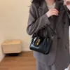 Tasarımcı Lüks Moda Çapraz Vücut Bagsfrench Moda Tasarım Elden Çıkar Mother Bag Sıradan çok yönlü zarif bir omuz crossbody sebze sepet kadın çantası