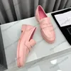 Cowhide Womens Dress Shoes Slip On Loafers Ladies Casual Shoe Designer Quilted Texture Leisure Shoe Moccasins Espadrilles Pink Slides Platform Heels Leisure Shoe