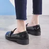 Casual schoenen Klein leer Zwart metalen gesp Ondiepe platte dikke loafers Patent Student Derby Slip-on Espadrilles Dames