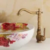 Badkamer wastafelkranen Europees eenvoudig speciaal keramiek roterend enkel gat koper antiek en koud water wastafel schotel keukenkraan