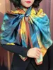 Foulards femme à la mode plume de paon haut de gamme soie automne hiver écharpe polyvalente pour la protection du cou