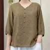 Chemisiers pour femmes Blouse d'été respirante Chemise vintage brodée à col en V avec manches 3/4 Détail de boutons Pull à motif floral rétro pour