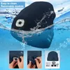 Berets bluetooth-compatível led chapéu elástico de malha inverno boné recarregável iluminação de alto brilho sem fio música unisex beanie