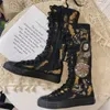 Buty swobodne 2024 Spring Black Canvas High Tops Kobiety trampki Bling Pearl Rhinestone Lady Trener Punk Combat Femalezed