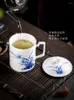 Teegeschirr-Sets Jingdezhen Handbemalte blaue und weiße Porzellan-Keramikbecher Persönlicher Haushalt Geschäftsbüro Treffen Teewasser mit Deckel