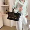 24% de descuento en bolso de diseñador 2024 Bolsos Beibei Shangpin Primavera Gama alta Carta simple Playa Moda de mano Un hombro Diagonal Straddle para mujer