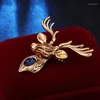 Brooches Retro Versatile Classic Fashion Three-dimensional Elk Deer Brooch Female Fairy Tale Literary Animal Christmas Corsage