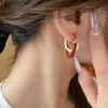 Charme géométrique en forme de C boucle d'oreille pour les femmes simples à la mode rétro boucles d'oreilles polyvalent Maillard couleur contrastée bijoux Y240328