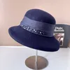 Berretti Boutique francese di alta qualità Cappelli in feltro per donna Donna Elegante temperamento Cappello Fedora a tesa larga Perla Berretto cloche di lusso