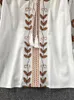 Женская весенняя блузка в винтажном этническом стиле с длинным рукавом и круглым вырезом, свободная хлопковая рубашка с вышивкой, пуловер из конопли, повседневный топ D3551 240328