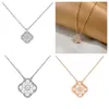 Fyra bladklöverhalsband med diamantdesigner smycken set frivole hänge halsband armband stud örhänge guld silver blomma nec304g