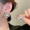 Charme Strass Papillon Perle Double Face Boucles D'oreilles Simple Tempérament Boucles D'oreilles pour Femmes Design Lumière Luxe Sparkle Bijoux Y240328