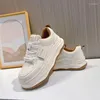 Chaussures décontractées en cuir véritable pour femmes, baskets de luxe de styliste à plateforme épaisse, plates pour filles, Tennis élégantes, 2024