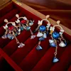 Charme Cristal En Forme D'éventail Gland Boucles D'oreilles pour Femmes Mode Coréenne Vintage Strass Boucles D'oreilles Bleu Rouge Luxe Designer Bijoux Y240328