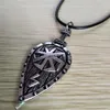 Pendentif Colliers Hommes #39;s Atmosphère Rock Personnalité Viking Slave Bouclier Classique Hip Hop Casual Party Bijoux Gift205T