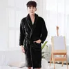 Home Kleding Koraal Fleece Bathrobe vrouwen man winter warme pluche nachthemd casual flanel gewaad slaapkleding sjaalbad lounge