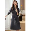 Robes décontractées Femmes Turn Col Solide Trench Style Robe 2024 Printemps Automne Vêtements Mode Slim Genou Longueur Femme Élégante