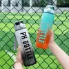 Garrafas de água 1l garrafa esportiva com palha grande capacidade portátil à prova de vazamento ao ar livre bebida copo de plástico motivacional