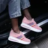 Fitness buty moda kobiety vulcanize koronkowe klinowe obcasy casual dame trampki platforma sporty na zewnątrz zapatos mujer