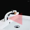 Badrumsvaskar kranar 1 Ställ in infraröd sensor kran Automatisk beröringslös induktiv kökstillbehör däck monterade kranar