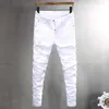 Мужские джинсы Уличная мода Мужские джинсы Белые эластичные узкие джинсы с открытой передней частью Мужские дизайнерские брюки с черепом на молнии Хип-хоп Панк Брюки Hombre J240328