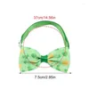 Köpek yakaları St Patrick's Day Cat yakalı Yay 6pcs Yeşil Festival Shamrock Keşeleri Yonca Desen Temel Evcil Hayvan Bakımı