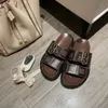 Pantoufles de créateurs de luxe vintage femmes sandales en cuir véritable chaussures décontractées pantoufles de bain d'été en plein air mocassins de plage diapositives plates