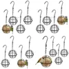 Autres fournitures d'oiseaux Alimentation 4pcs Wildlife Finch Maison Jardin Fat Ball Noir Fer antirouille pour extérieur suspendu Sparrow Feeder avec 4 Dr Dh5Tv