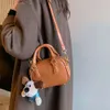 Winkel exportontwerper schoudertassen geavanceerde kleine tas 2024 nieuwe dames populaire super hete veelzijdige crossbody modieus handheld square