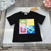 Classics Baby T-shirt Kids Designer Vêtements Clain à manches courtes Child Tshirt Taille 100-150 cm Plaid carré multi-couleurs Filles Boys Tees 24MA