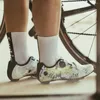 Sapatos de ciclismo santic masculino esportes ao ar livre bicicleta de estrada tênis compatível com SPD-SL unisex respirável confortável bicicleta