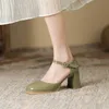 Sandalo estivo alla moda da donna punta quadrata piattaforma impermeabile Mary Jane tacchi alti stile una linea con sandali con tacco spesso cavo 240228