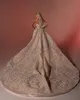 فساتين زفاف كبيرة في حورية البحر الكريستالية قابلة للفصل القطار الوهم بالترتر المخرم على ثياب الزفاف.